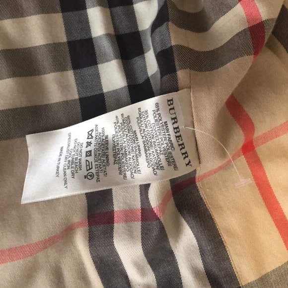 **SOLD** Burberry Trench Coat - Picture 7 of 11